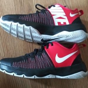 Nike youth Shoes